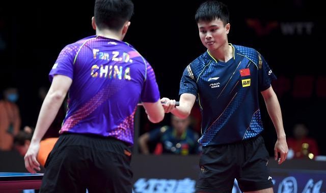 爱游戏娱乐-连胜梁靖崑马龙樊振东 周启豪问鼎直通赛男单冠军