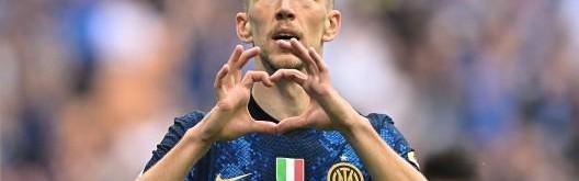 爱游戏娱乐-米体：若埃因霍温本周欧冠不敌拜仁被淘汰，会放走佩里西奇